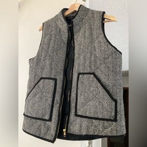 Black and white fall and winter dressy vest